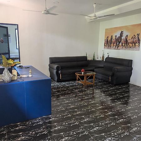 Indeevaram Apartments Kovalam Eksteriør billede