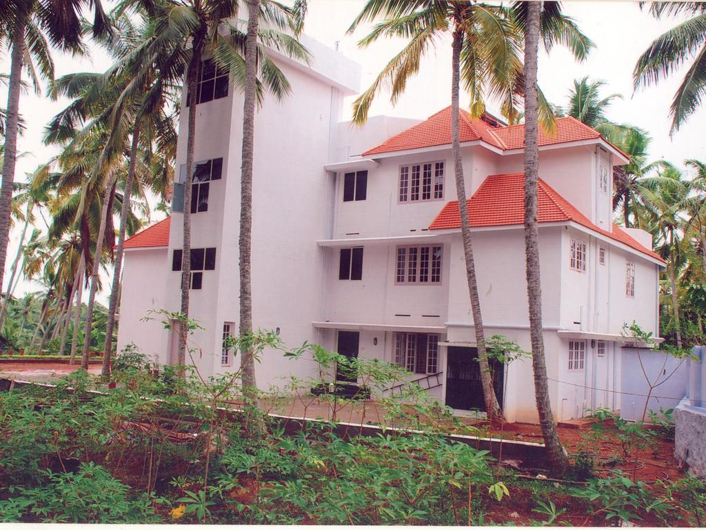 Indeevaram Apartments Kovalam Værelse billede